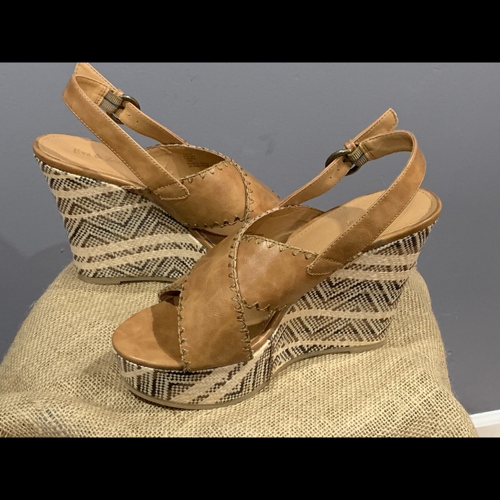 3 1/2 inch wedge heel beige sandals